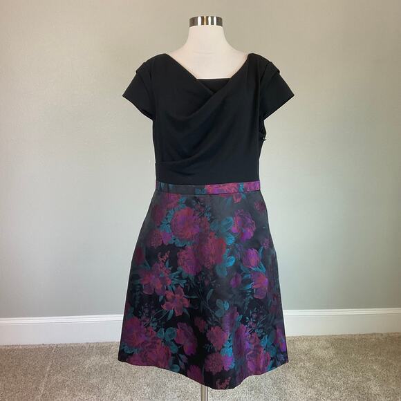 Adrianna Papell Floral Print Fit and Flare Mini Cocktail Dress Black Size 8 - Picture 2 of 12